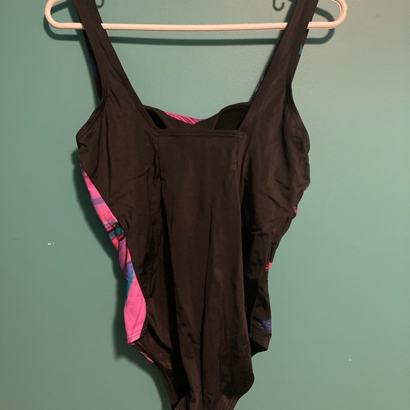 One piece swimsuit from swimsuitsforall - Picture 3 of 3